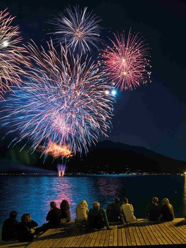 Feu artifice mer