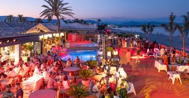 Lounge bar Antibes Siesta Beach Club JOA