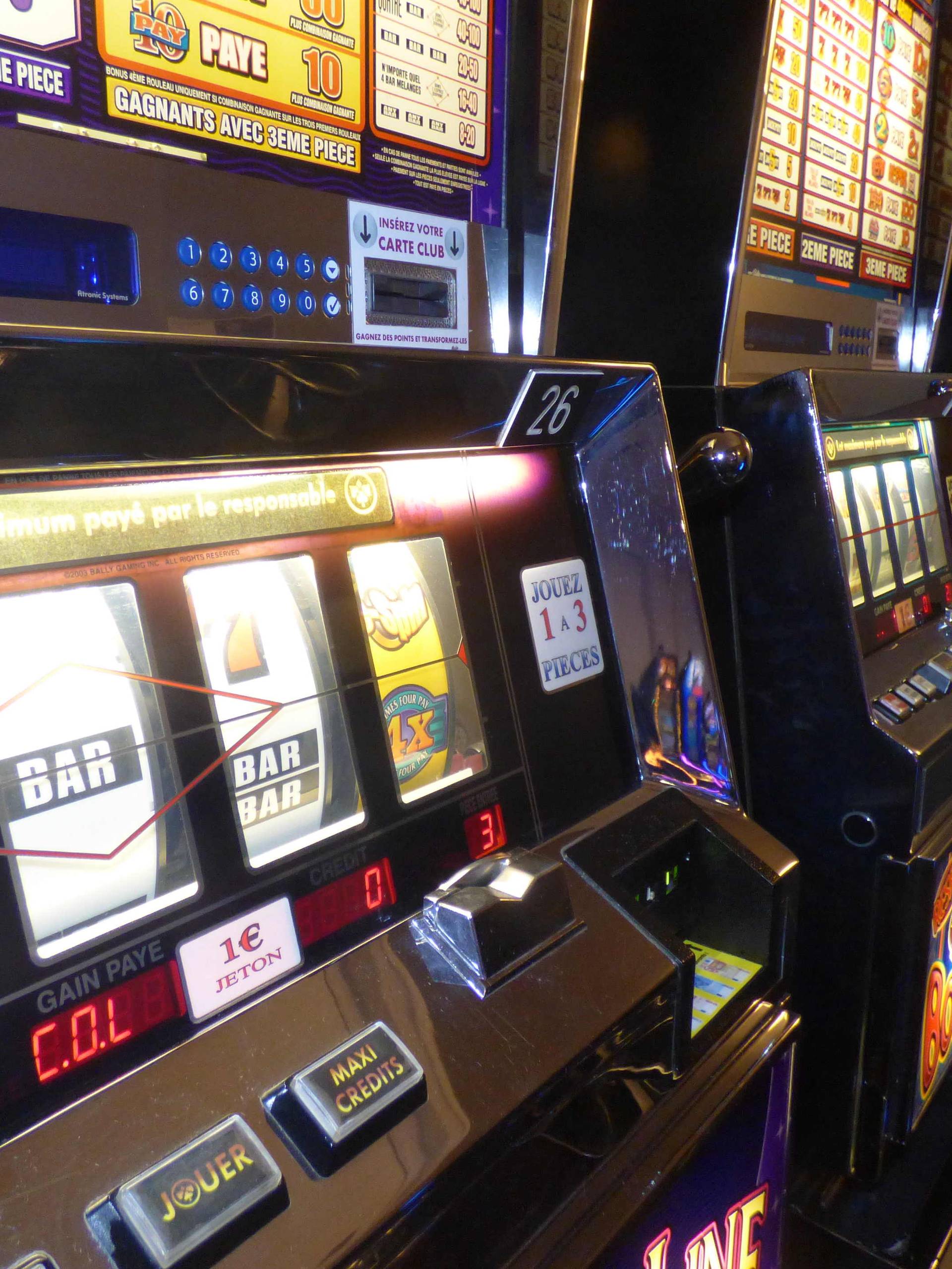 Machines sous casino Arzon