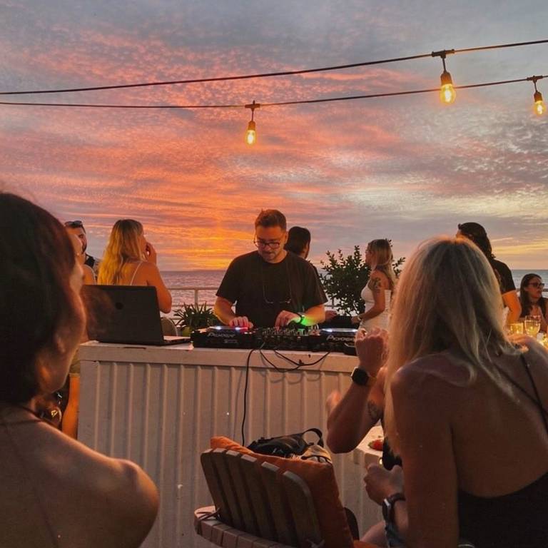 Casino de Saint-Brévin l'Océan | DJ couché de soleil terrasse