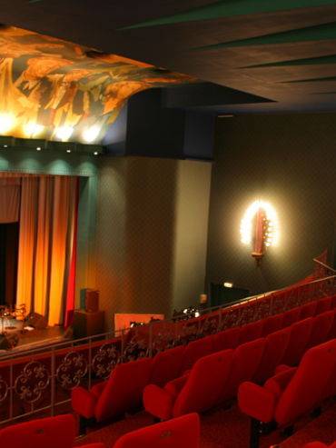 Salle Jean Gabin bagnoles de l'Orne