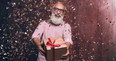 Saint-Paul_père_noel_moderne_fotolia