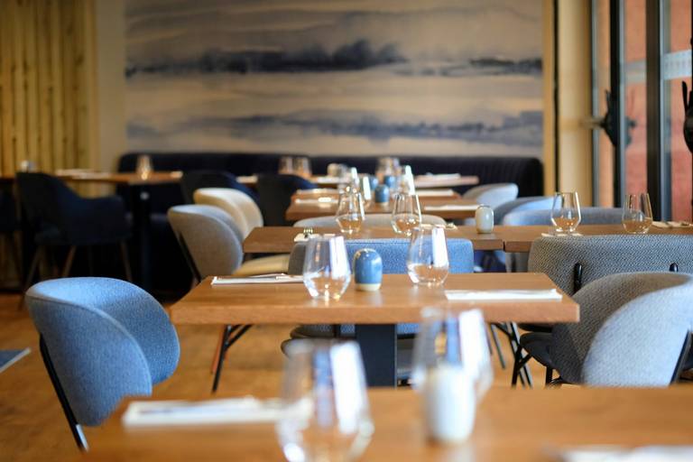 Restaurant port Saint-Cyprien Comptoir JOA Restaurant port Saint-Cyprien Comptoir JOA