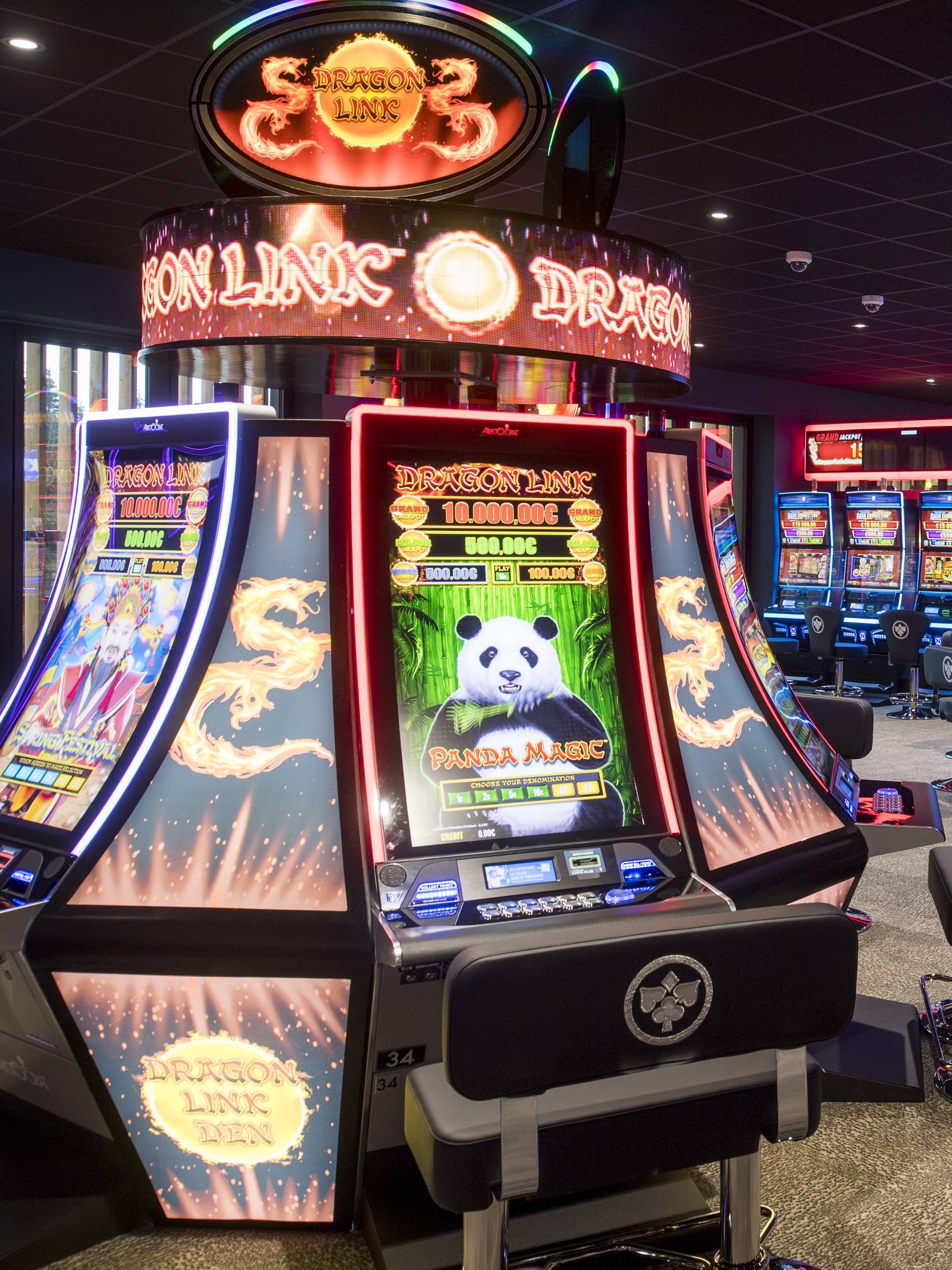 Casino JOA St Laurent en Grandvaux salle de jeux