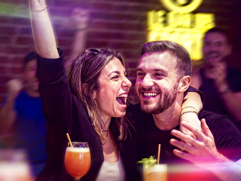 couple bar des sports