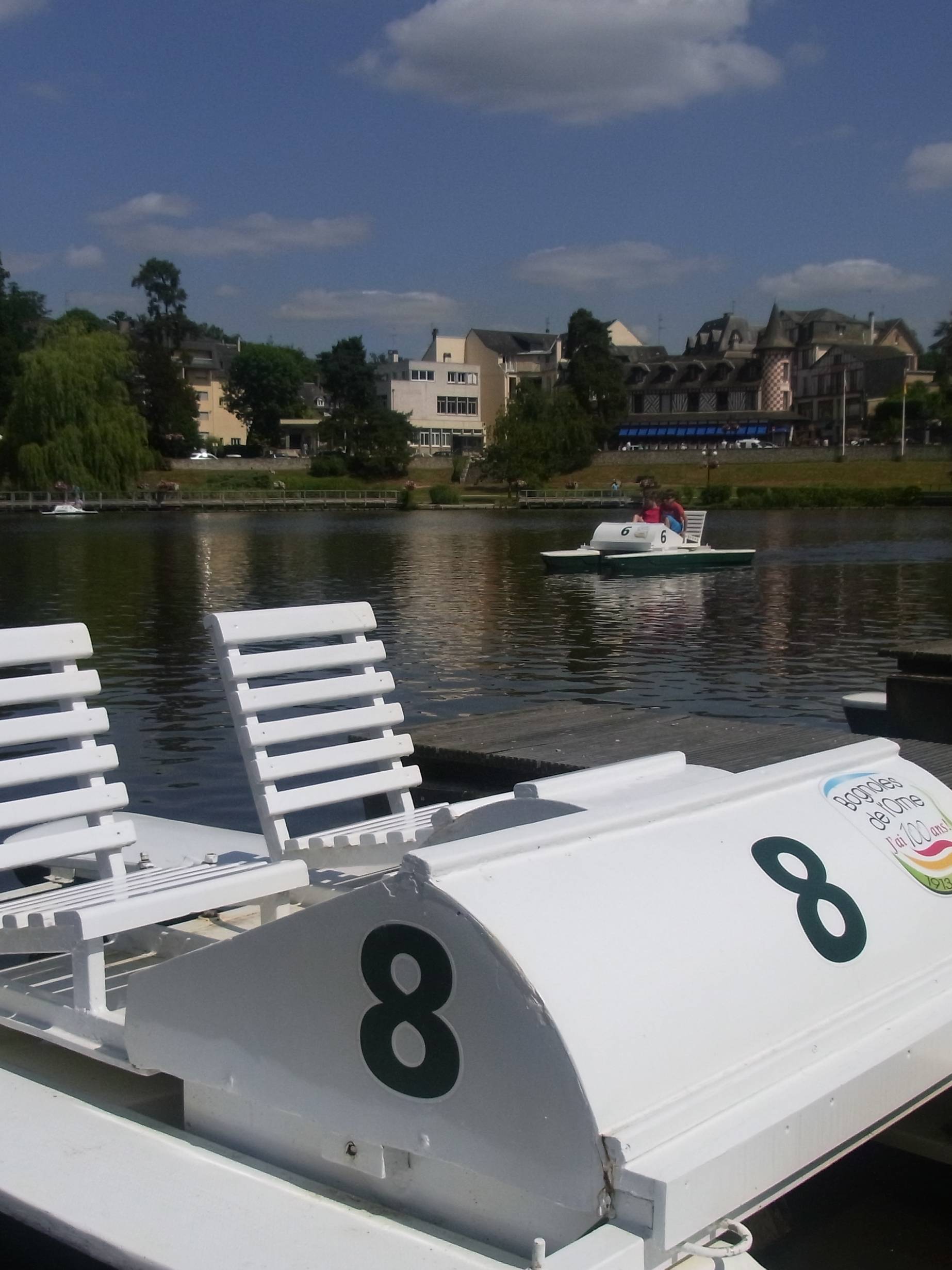 Bagnoles Loisirs Pédalo