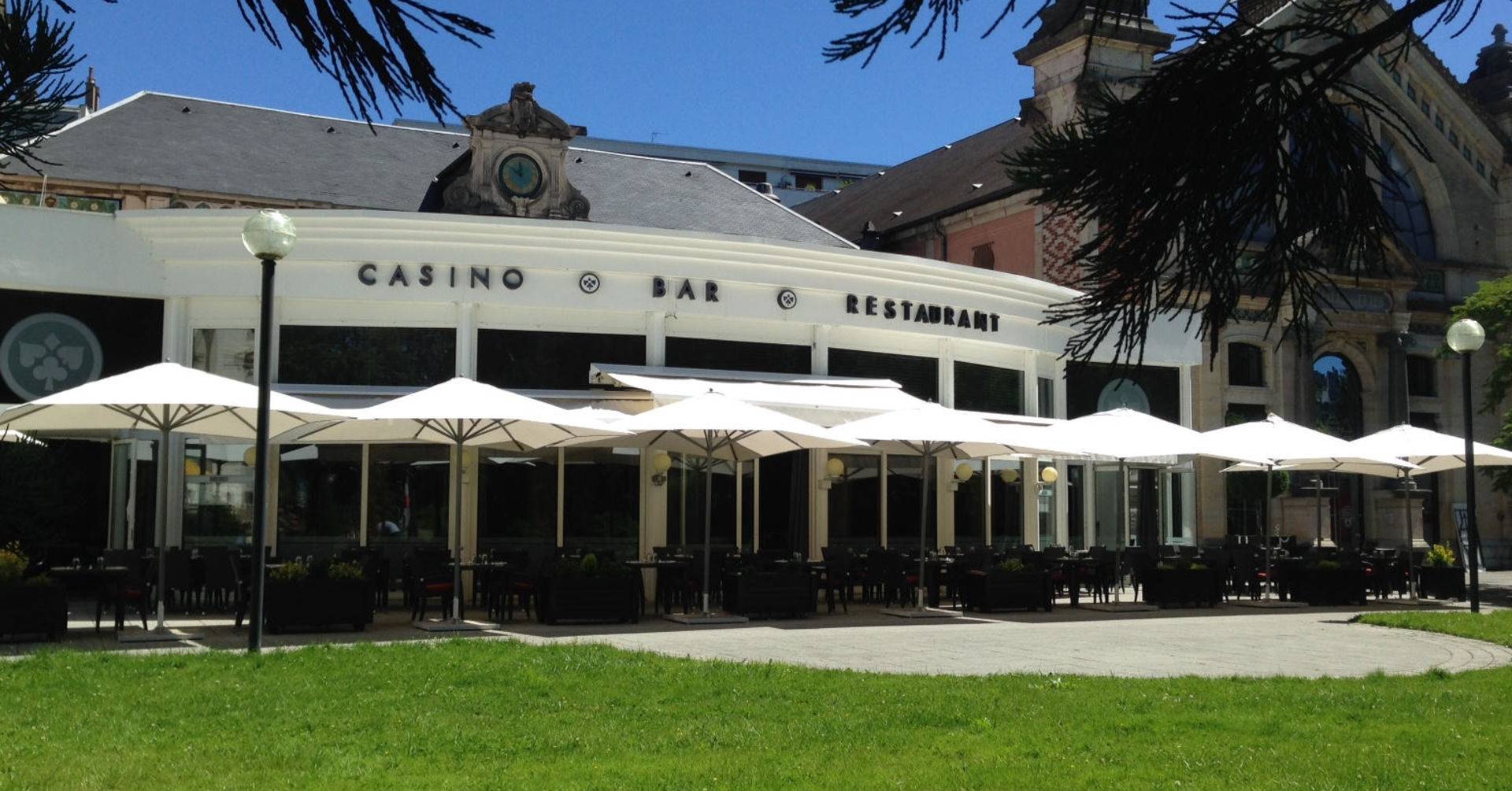 Terrasse restaurant casino Besançon