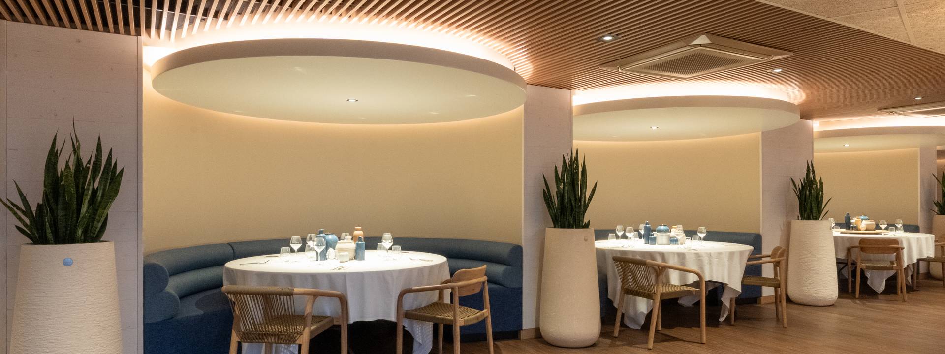 La Siesta Beach Club - Restaurant - alcoves